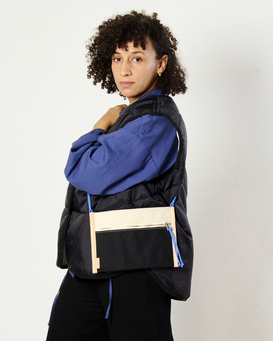 KALARE | linen / black