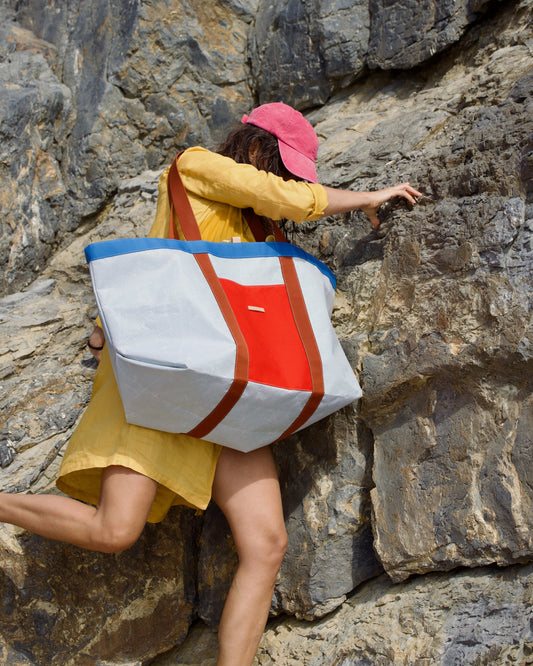 AMPLO | recycled bold