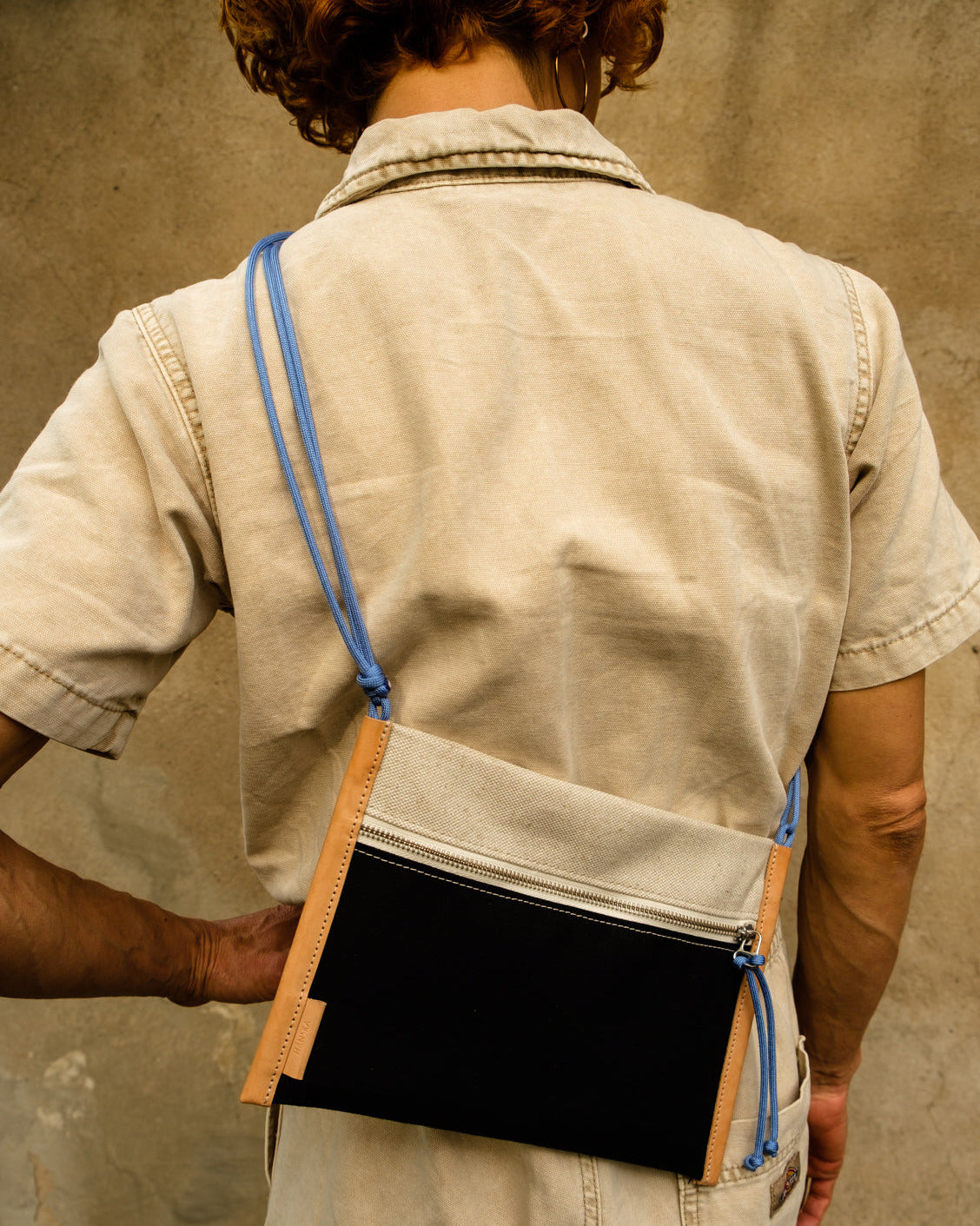 KALARE | linen / black