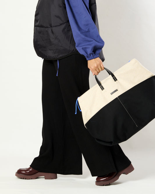 VOIÉ | linen / black